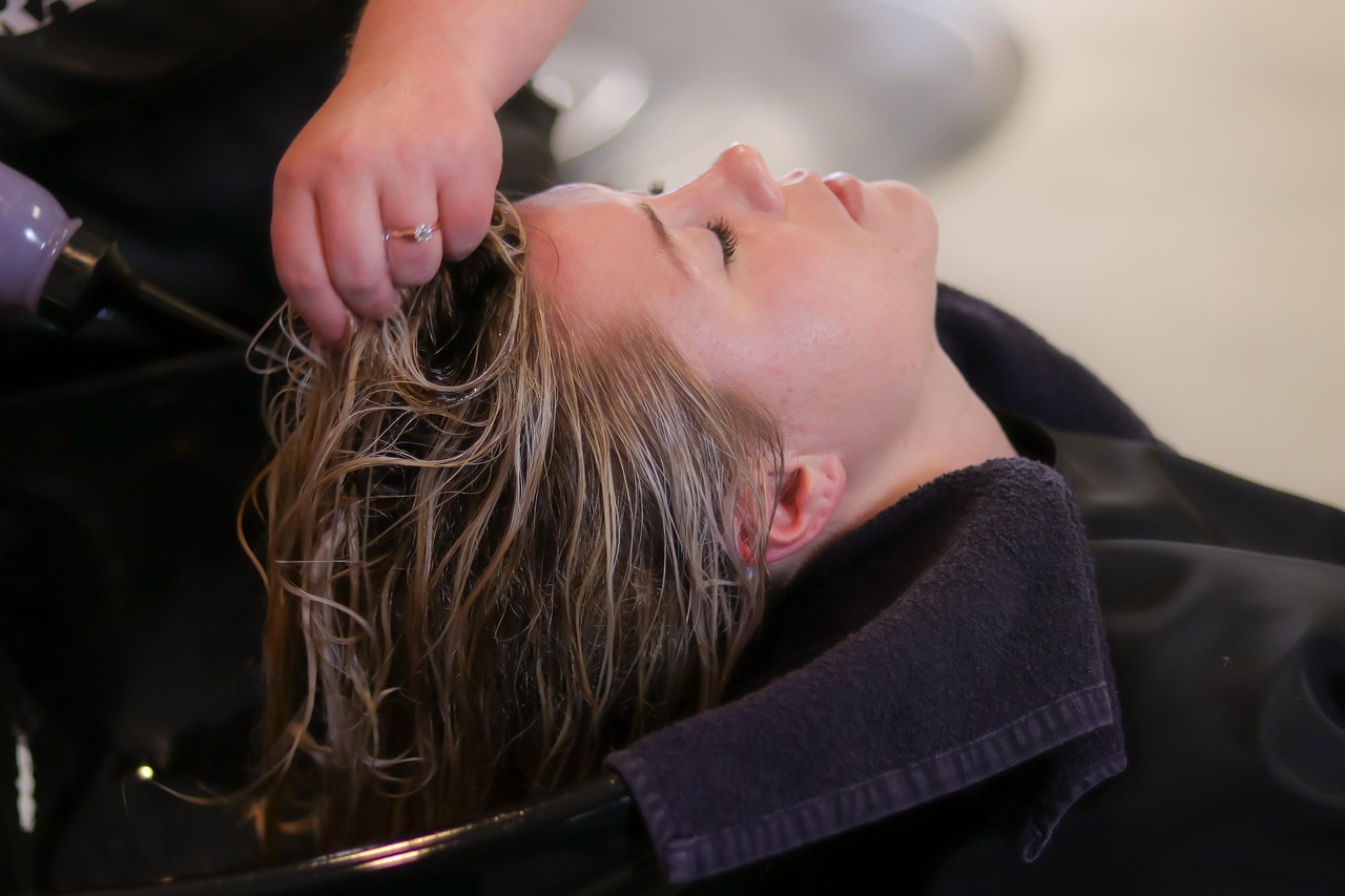 Wash and head massage